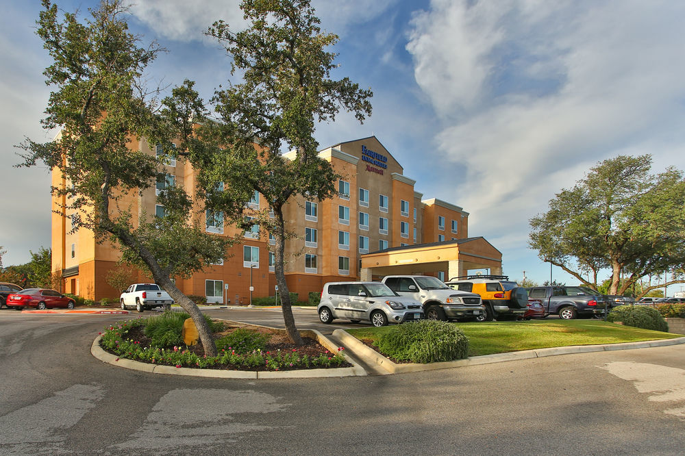 Fairfield Inn And Suites By Marriott San Antonio Northeast / Schertz / Rafb Exterior photo